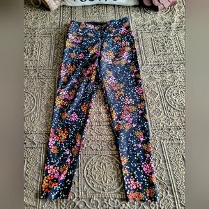 Victoria's Secret SPORT Navy Floral Leggings | Size Med | NWOT